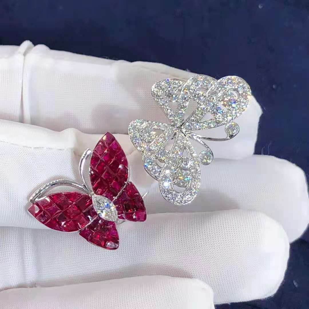 Van Cleef & Arpels White Gold Flying Butterfly Diamond & Mystery Set Rubies High Jewelry Between The Finger Ring