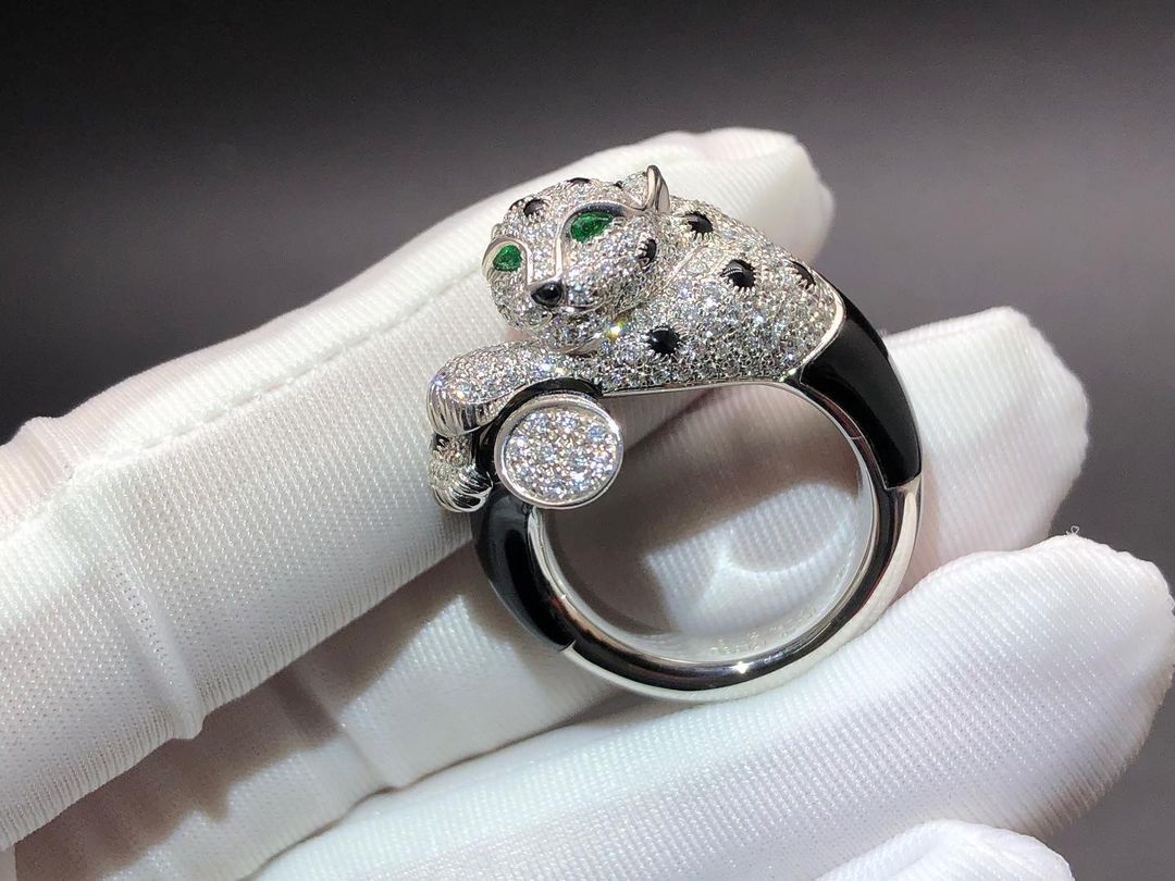 Cartier Panthere de Cartier 18k White Gold Diamond, Emeralds, Onyx Ring H4275500